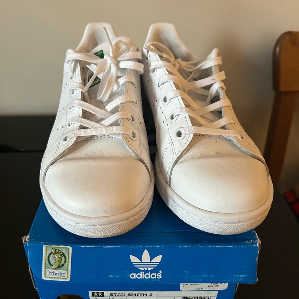 Adidas Stan Smith J Blue Box
